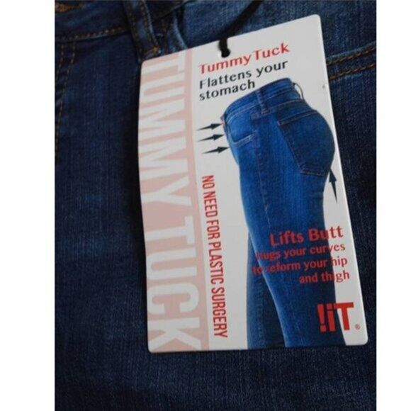 Claire  Women's ‎ Lift Butt Curvy Distressed Capri - Picture 6 of 6